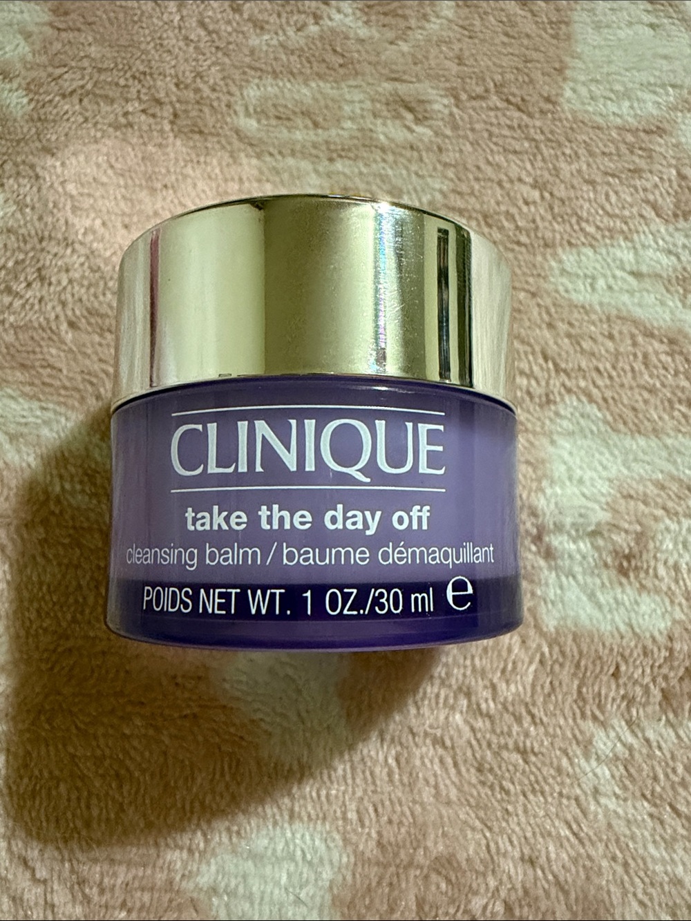Clinique Take The Day Off Cleansing Balm - Picture 1 of 3